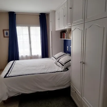 Bed & Breakfast Maison Fleurie 3*