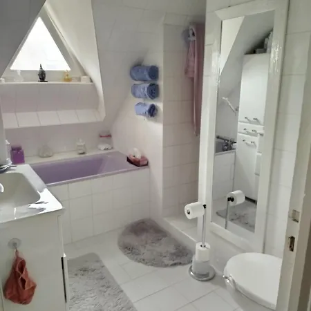 Maison Fleurie Bed & Breakfast Longue